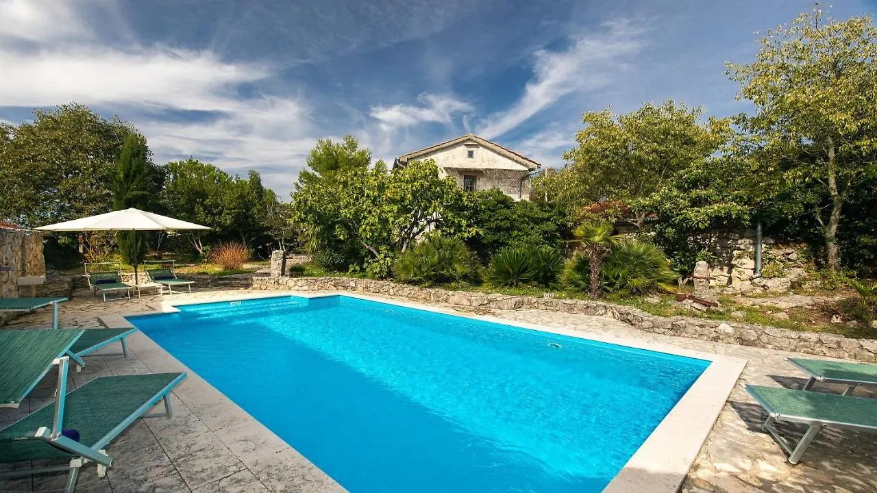 Villa Rosemary Bajcici 0*,  Croatia
